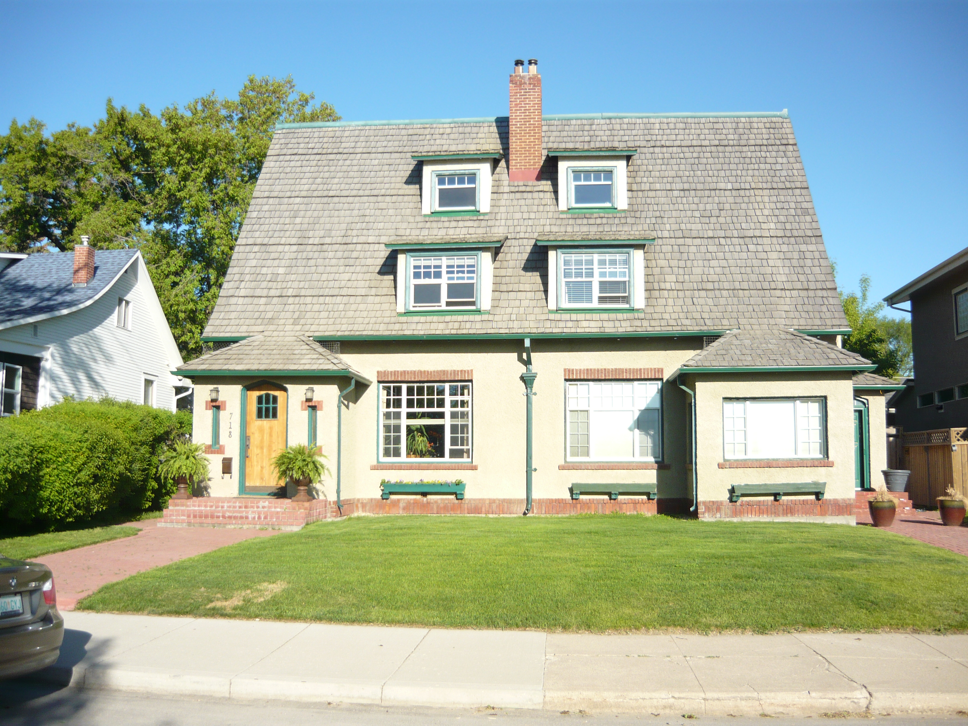 A Detached House